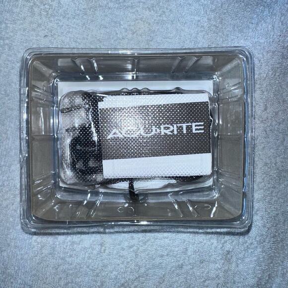 NIP Sealed Acurite Digital Alarm Clock White Electric Model 66703 - Picture 5 of 6